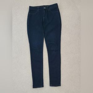 Calvin Klein women's Jeggings, Skinny, Mid Rise Dark Wash, size 4 regular
